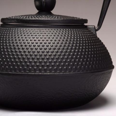 https://www.mykitchenfirst.com/wp-content/uploads/2020/08/Best-Japanese-Cast-Iron-Teapot-Set-Tea-Drinkware-Kettle-Feature.jpg